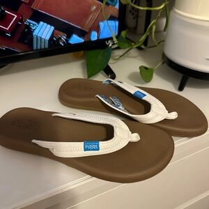 Flojos White and Tan Sandals NWT
